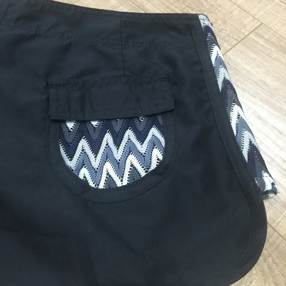 Beach/Swim shorts size M - Picture 8 of 11